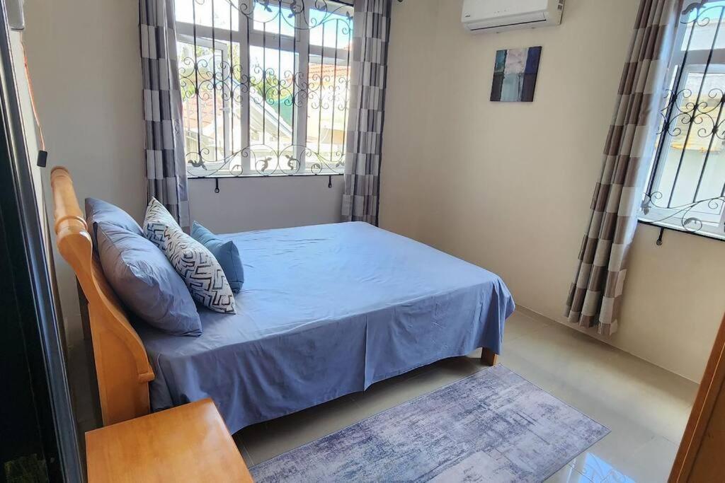 Number 8, 2Nd Floor, Pebble Bay Apartments Grand Bay Ngoại thất bức ảnh